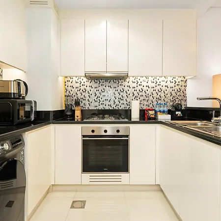 Wonderfulstay At Paramount - Highest Infinity Pool - Burj Khalifa View - Brand New Luxury Apartments Дубай Екстер'єр фото